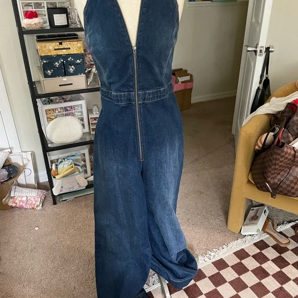 Alice + Olivia Jersey-trimmed Stretch-denim Halterneck Jumpsuit - Mid denim - Picture 2 of 13